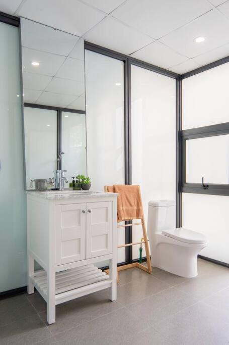 Entireplace*2Br/Bathtub/Supercenter*New* Ханой Экстерьер фото